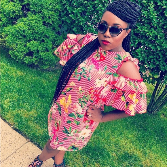 Zara Red Floral Ruffle Sleeve Dress - Picture 1 of 3